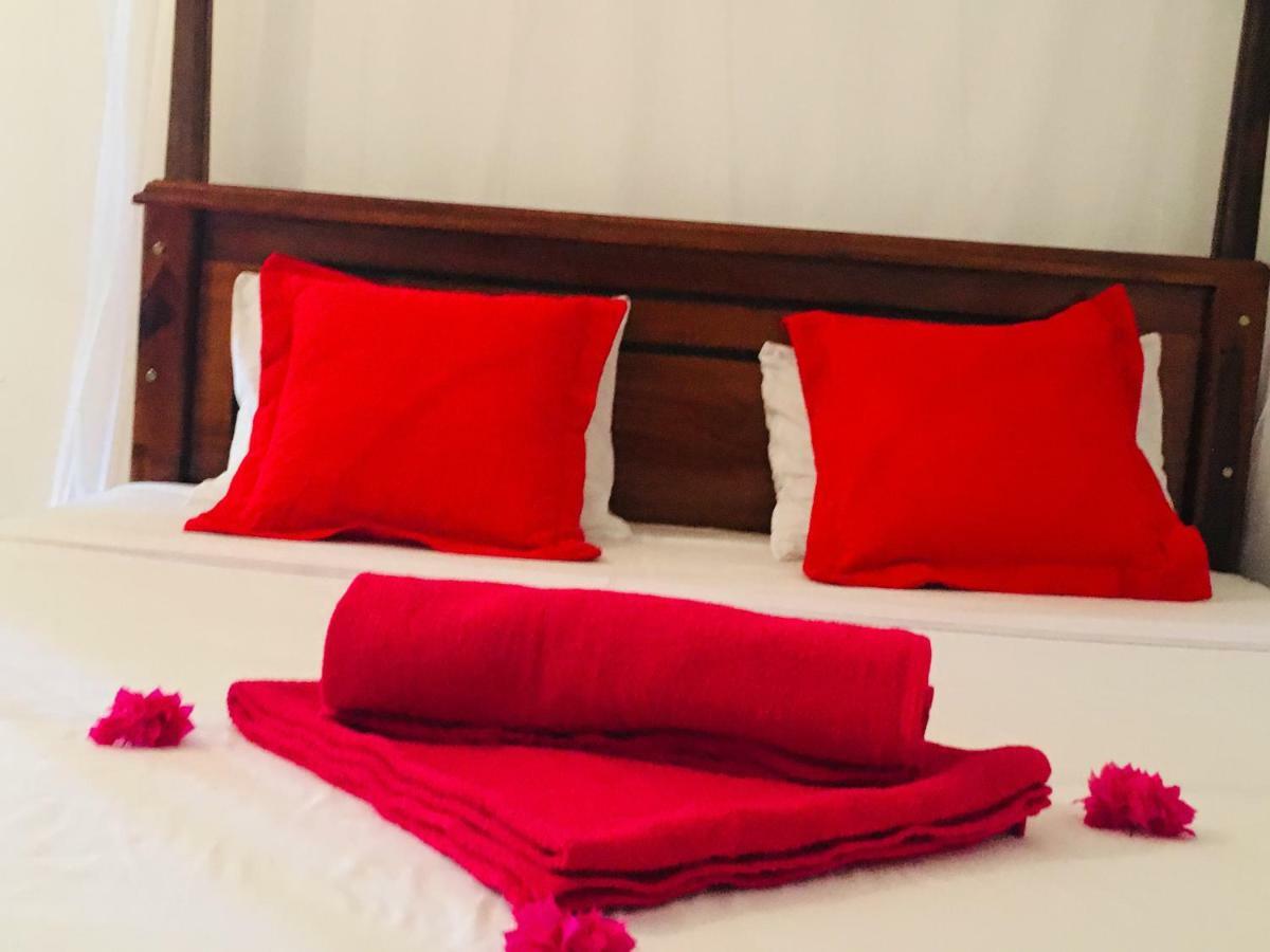 Kawshan Home Stay Dikwella Luaran gambar